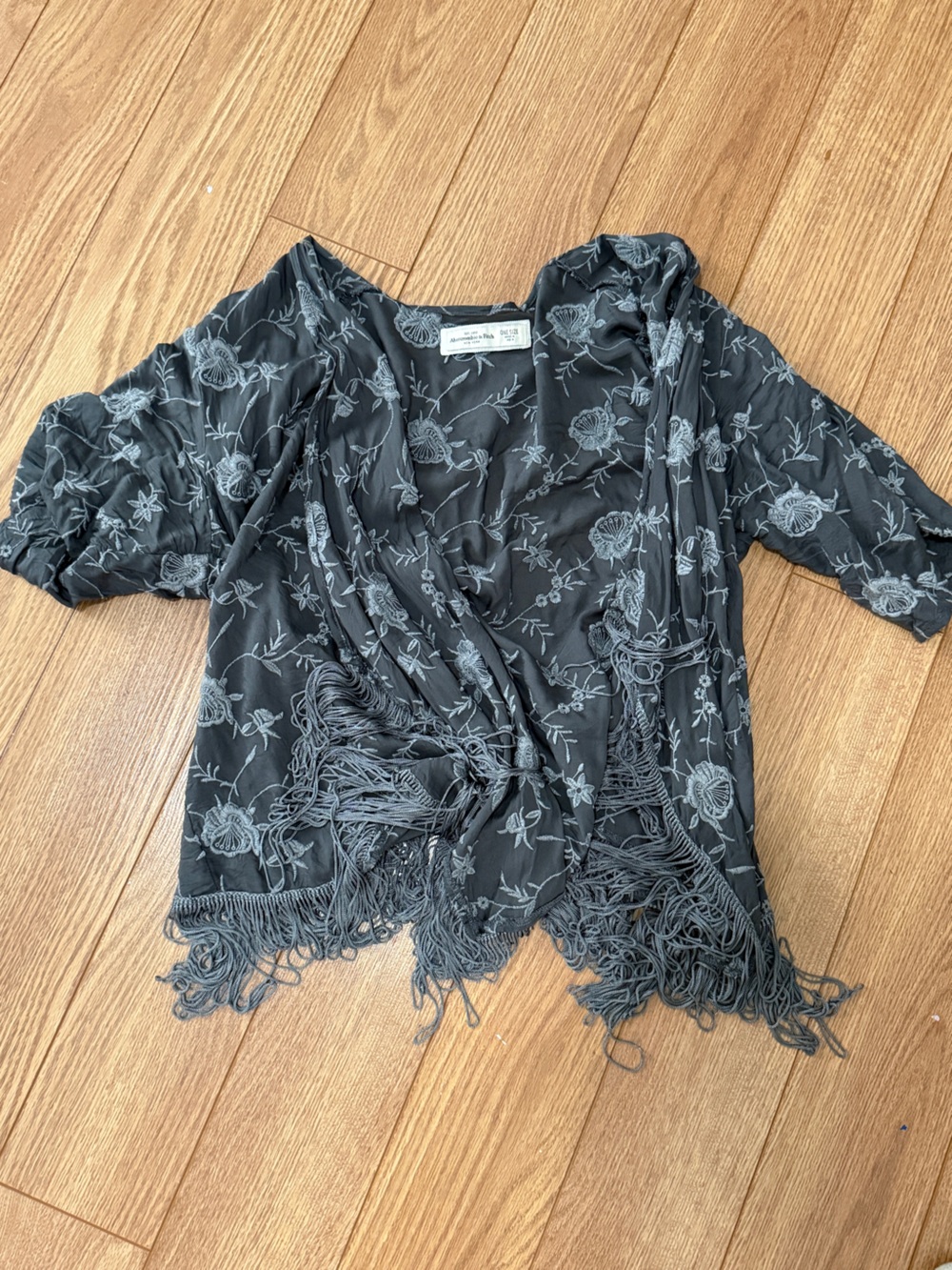 Abercrombie & Fitch Black Floral Fringe Kimono Top